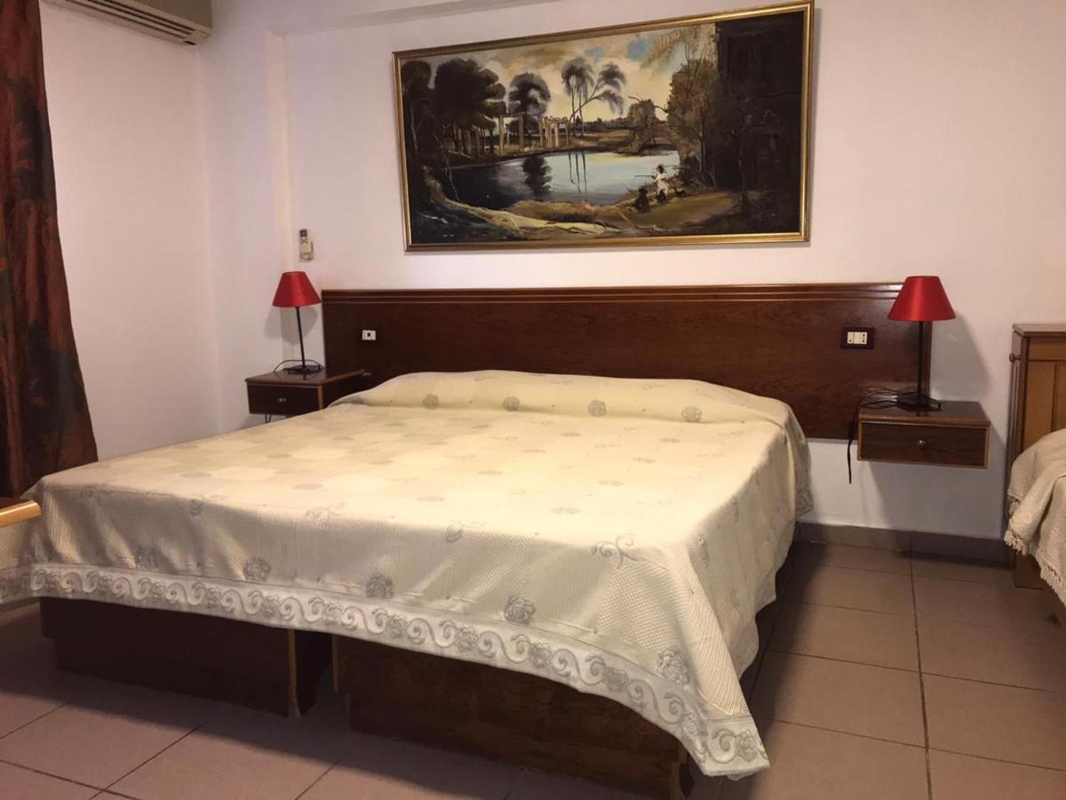 Hotel Lido Durrës Buitenkant foto