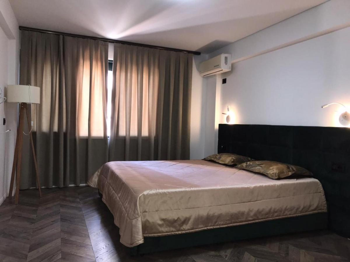 Hotel Lido Durrës Buitenkant foto