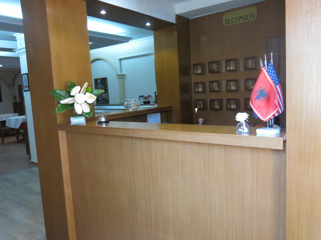 Hotel Lido Durrës Buitenkant foto